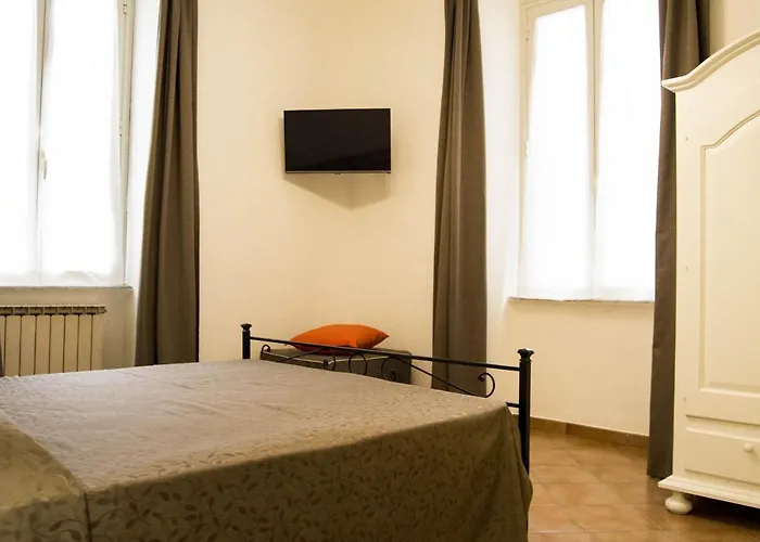 Domus Piazza Del Popolo לינה וארוחת בוקר